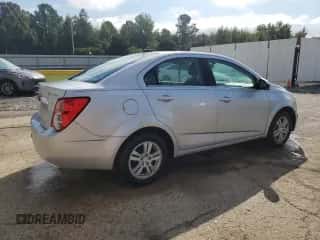 2016 Chevrolet Sonic LT z VIN 1G1JC5SH0G4178272, wystawiony jako Copart lot #85374965 z przebiegiem 92 356 mil mil oraz Szkoda całkowita • Salvage title. Historia ofert i sprzedaży dostępna na DreamBid. Obrazek 3.