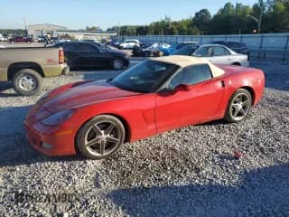 2006 Chevrolet Corvette с VIN 1G1YY36U865102609, выставлен на аукционе Copart как лот 84795775 с пробегом 62 797 миль миль и Списание • Salvage title. История ставок и продаж доступна на DreamBid. Изображение 1.
