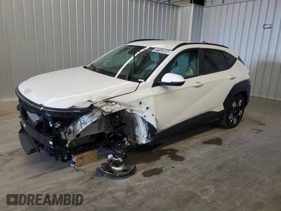 2024 Hyundai Kona SEL с VIN KM8HB3AB3RU167520, выставлен на аукционе Copart как лот 72152694 с пробегом 3 029 миль миль и Списание • Salvage title. История ставок и продаж доступна на DreamBid. Изображение 1.