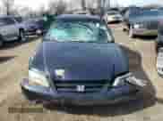 2001 Honda Accord LX z VIN 1HGCG65581A113563, wystawiony jako Copart lot #45429764 z przebiegiem Nie podano mil oraz Szkoda całkowita • Salvage title. Historia ofert i sprzedaży dostępna na DreamBid. Obrazek 5.