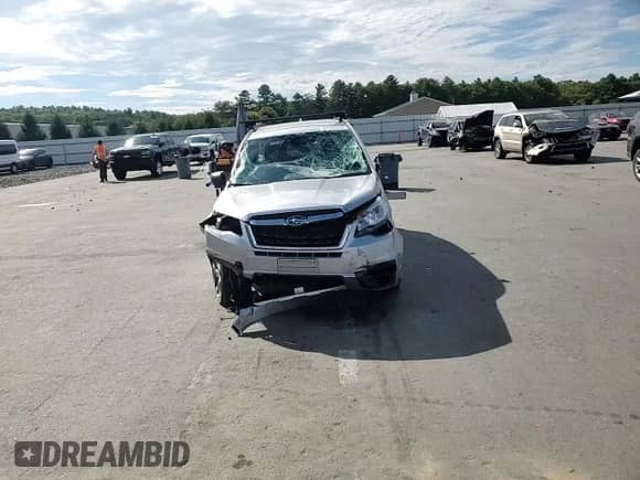 2018 Subaru Forester z VIN JF2SJAAC4JG486312, wystawiony jako Copart lot #81035025 z przebiegiem 51 120 mil mil oraz Szkoda całkowita • Salvage title. Historia ofert i sprzedaży dostępna na DreamBid. Obrazek 14.