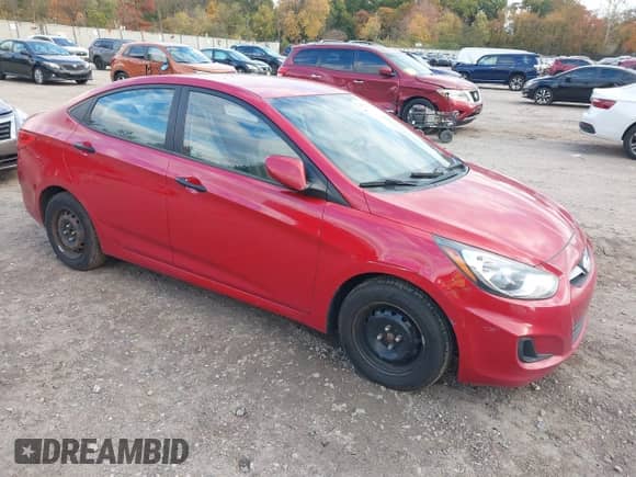 2012 Hyundai Accent GLS z VIN KMHCT4AE1CU060495, wystawiony jako IAAI lot #43526273 z przebiegiem 172 078 mil mil oraz . Historia ofert i sprzedaży dostępna na DreamBid. Obrazek 1.