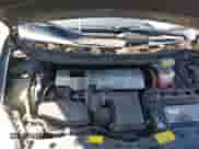 2011 Toyota Prius III z VIN JTDKN3DU1B1450052, wystawiony jako IAAI lot #43509624 z przebiegiem 364 125 mil mil oraz . Historia ofert i sprzedaży dostępna na DreamBid. Obrazek 10.