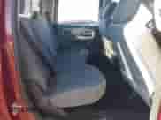 2019 Ram 1500 SLT z VIN 1C6RR7TT3KS621436, wystawiony jako IAAI lot #41322444 z przebiegiem 99 308 mil mil oraz . Historia ofert i sprzedaży dostępna na DreamBid. Obrazek 8.