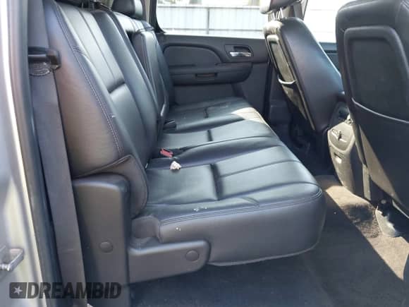 2010 Chevrolet Silverado 3500HD с VIN 1GC4K1BG6AF153461, выставлен на аукционе IAAI как лот 43248453 с пробегом 113 167 миль миль и . История ставок и продаж доступна на DreamBid. Изображение 8.