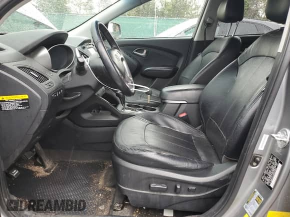 2011 Hyundai Tucson Limited with VIN KM8JUCAC0BU226646, listed as a Copart auction lot 80653715 with 105,174 mi miles and Salvage title. Bid and sale history available at DreamBid. Image 7.