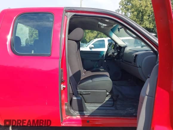 2011 GMC Sierra 1500 Work Truck with VIN 1GTR1TEX0BZ127390, listed as a IAAI auction lot 43054196 with 145,321 mi miles and . Bid and sale history available at DreamBid. Image 5.