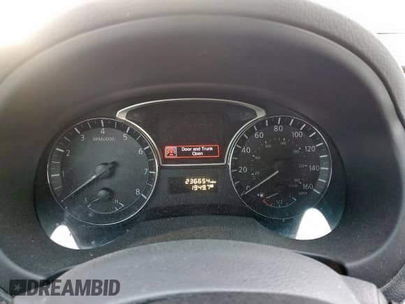 2015 Nissan Altima SL with VIN 1N4AL3AP5FN921303, listed as a Copart auction lot 85579855 with 236,654 mi miles and Salvage title. Bid and sale history available at DreamBid. Image 9.