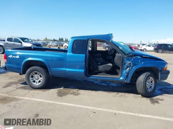 2003 Dodge Dakota с VIN 1D7GG32N43S296417, выставлен на аукционе IAAI как лот 41953907 с пробегом Не указан миль и . История ставок и продаж доступна на DreamBid. Изображение 14.