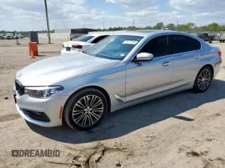 2018 BMW 5 Series 530i с VIN WBAJA5C55JWA37355, выставлен на аукционе Copart как лот 81372485 с пробегом 138 189 миль миль и Списание • Salvage title. История ставок и продаж доступна на DreamBid. Изображение 1.