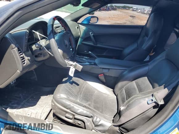 2009 Chevrolet Corvette 3LT с VIN 1G1YY26W695101247, выставлен на аукционе Copart как лот 57900765 с пробегом 100 317 миль миль и Чистый • Clean title. История ставок и продаж доступна на DreamBid. Изображение 7.