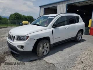 2017 Jeep Compass Sport with VIN 1C4NJCBA6HD147552, listed as a Copart auction lot 62153255 with 165,772 mi miles and Salvage title. Bid and sale history available at DreamBid. Image 1.