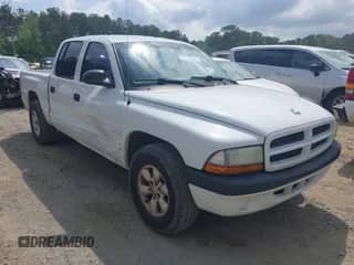 2003 Dodge Dakota Sport with VIN 1D7HL38X63S226121, listed as a IAAI auction lot 42136000 with 231,077 mi miles and . Bid and sale history available at DreamBid. Image 1.