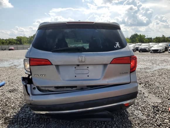 2018 Honda Pilot Touring с VIN 5FNYF5H9XJB000303, выставлен на аукционе Copart как лот 66020165 с пробегом 125 689 миль миль и Списание • Salvage title. История ставок и продаж доступна на DreamBid. Изображение 6.