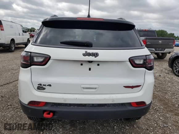 2022 Jeep Compass Trailhawk с VIN 3C4NJDDB2NT161918, выставлен на аукционе Copart как лот 63534165 с пробегом 72 490 миль миль и Списание • Salvage title. История ставок и продаж доступна на DreamBid. Изображение 6.
