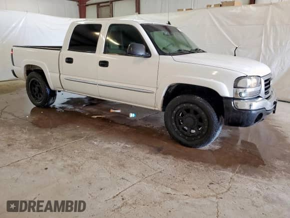 2007 GMC Sierra 1500 SLT with VIN 2GTEK13Z771176994, listed as a Copart auction lot 66949355 with 223,318 mi miles and Clean title. Bid and sale history available at DreamBid. Image 4.