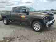 2023 Chevrolet Silverado 3500HD Work Truck с VIN 1GC4YSE75PF159678, выставлен на аукционе Copart как лот 65063784 с пробегом 34 408 миль миль и Списание • Salvage title. История ставок и продаж доступна на DreamBid. Изображение 4.