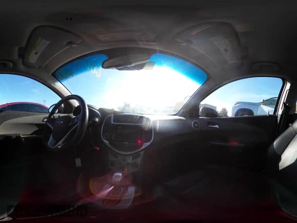 2019 Chevrolet Sonic Premier с VIN 1G1JF5SB1K4124541, выставлен на аукционе IAAI как лот 43246007 с пробегом 87 561 миль миль и . История ставок и продаж доступна на DreamBid. Изображение 18.