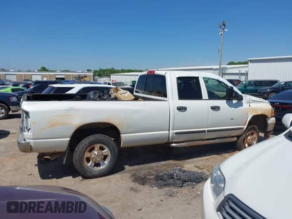 2006 Dodge 2500 SLT with VIN 3D7KS28C86G196714, listed as a IAAI auction lot 42187665 with 177,500 mi miles and . Bid and sale history available at DreamBid. Image 13.