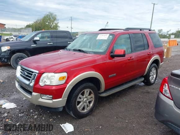 2008 Ford Explorer Eddie Bauer with VIN 1FMEU74E88UB22291, listed as a IAAI auction lot 43301851 with 247,466 mi miles and . Bid and sale history available at DreamBid. Image 2.