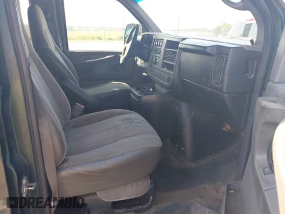 2009 Chevrolet Express Passenger с VIN 1GAHG39K291137235, выставлен на аукционе IAAI как лот 42418541 с пробегом 234 400 миль миль и . История ставок и продаж доступна на DreamBid. Изображение 5.