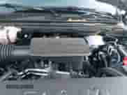 2025 Ram 1500 Big Horn z VIN 1C6RREFG9SN527515, wystawiony jako IAAI lot #41952115 z przebiegiem 8 009 mil mil oraz . Historia ofert i sprzedaży dostępna na DreamBid. Obrazek 20.