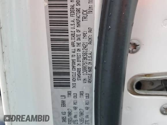 2019 Ram 1500 Tradesman z VIN 1C6RR7ST9KS612421, wystawiony jako Copart lot #85920735 z przebiegiem 173 448 mil mil oraz Czysty tytuł • Clean title. Historia ofert i sprzedaży dostępna na DreamBid. Obrazek 12.