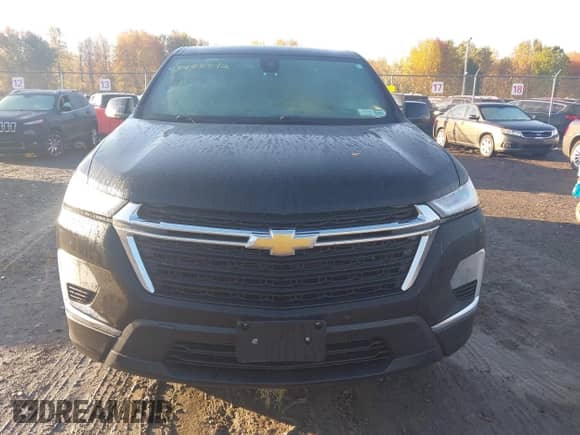 2022 Chevrolet Traverse LS z VIN 1GNEVFKW7NJ195163, wystawiony jako IAAI lot #43495512 z przebiegiem 37 055 mil mil oraz . Historia ofert i sprzedaży dostępna na DreamBid. Obrazek 12.