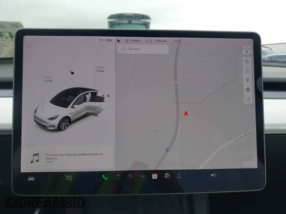 2022 Tesla Model Y Long Range z VIN 7SAYGDEE6NF317707, wystawiony jako IAAI lot #43186532 z przebiegiem 45 306 mil mil oraz . Historia ofert i sprzedaży dostępna na DreamBid. Obrazek 19.