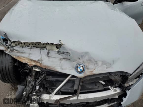 2023 BMW 3 Series 330e xDrive с VIN 3MW39FS05P8C89800, выставлен на аукционе Copart как лот 44342255 с пробегом 19 562 миль миль и Списание • Salvage title. История ставок и продаж доступна на DreamBid. Изображение 11.