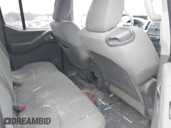 2011 Nissan Frontier Pro-4X z VIN 1N6AD0EV0BC442644, wystawiony jako IAAI lot #41797092 z przebiegiem 223 697 mil mil oraz . Historia ofert i sprzedaży dostępna na DreamBid. Obrazek 8.