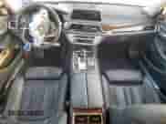 2022 BMW 7 Series 740i z VIN WBA7T2C00NCH32633, wystawiony jako Copart lot #80549445 z przebiegiem 84 773 mil mil oraz Szkoda całkowita • Salvage title. Historia ofert i sprzedaży dostępna na DreamBid. Obrazek 8.