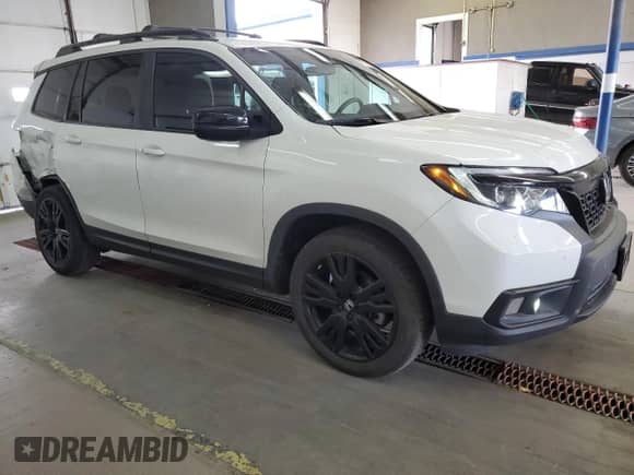 2021 Honda Passport Sport с VIN 5FNYF8H22MB001907, выставлен на аукционе Copart как лот 67575685 с пробегом 33 415 миль миль и Списание • Salvage title. История ставок и продаж доступна на DreamBid. Изображение 4.