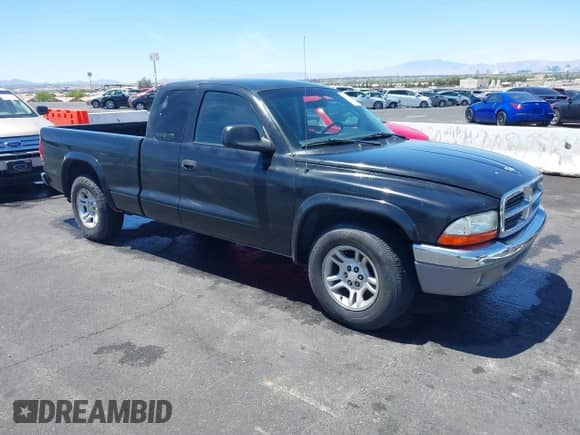 2002 Dodge Dakota SLT с VIN 1B7GL42XX2S526165, выставлен на аукционе IAAI как лот 42277907 с пробегом 151 429 миль миль и . История ставок и продаж доступна на DreamBid. Изображение 1.