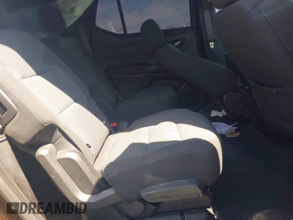 2022 Chevrolet Traverse LT Cloth with VIN 1GNEVGKW1NJ164383, listed as a IAAI auction lot 42144426 with 50,391 mi miles and . Bid and sale history available at DreamBid. Image 8.