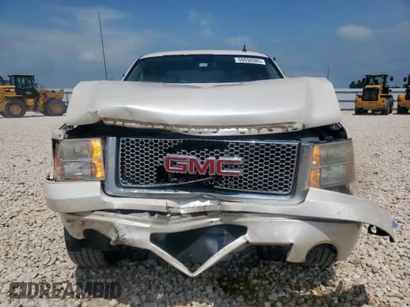 2011 GMC Sierra 1500 Denali with VIN 3GTP1XE2XBG368389, listed as a Copart auction lot 59590585 with 77,792 mi miles and Salvage title. Bid and sale history available at DreamBid. Image 5.