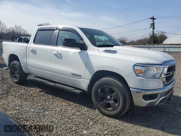 2020 Ram 1500 Big Horn z VIN 1C6SRFFT1LN165282, wystawiony jako Copart lot #48427915 z przebiegiem 91 982 mil mil oraz Szkoda całkowita • Salvage title. Historia ofert i sprzedaży dostępna na DreamBid. Obrazek 4.