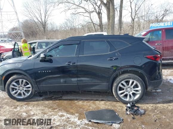 2021 Chevrolet Blazer LT с VIN 3GNKBDRS1MS534046, выставлен на аукционе IAAI как лот 41600557 с пробегом 67 553 миль миль и . История ставок и продаж доступна на DreamBid. Изображение 14.