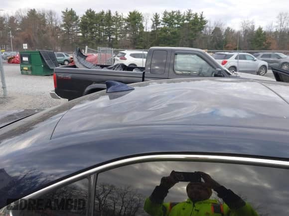 2018 Lexus IS 300 z VIN JTHC81D25J5033053, wystawiony jako IAAI lot #40852465 z przebiegiem 77 892 mil mil oraz . Historia ofert i sprzedaży dostępna na DreamBid. Obrazek 17.