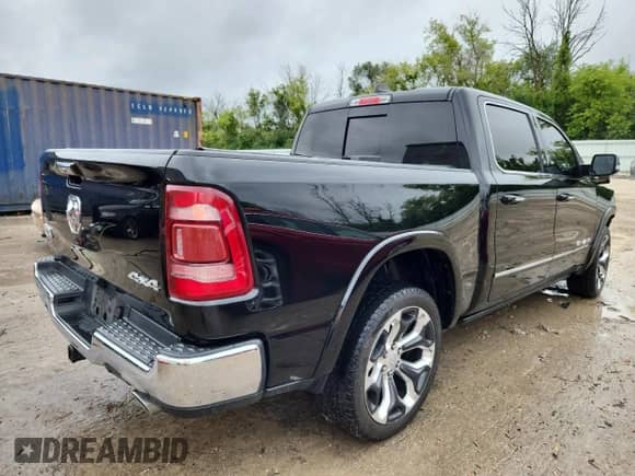 2019 Ram 1500 Longhorn with VIN 1C6SRFKTXKN839787, listed as a Copart auction lot 68684085 with 59,196 mi miles and Clean title. Bid and sale history available at DreamBid. Image 3.