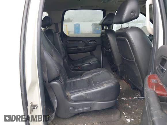 2008 Cadillac Escalade ESV с VIN 1GYFK66838R147564, выставлен на аукционе IAAI как лот 42555311 с пробегом 182 977 миль миль и . История ставок и продаж доступна на DreamBid. Изображение 8.