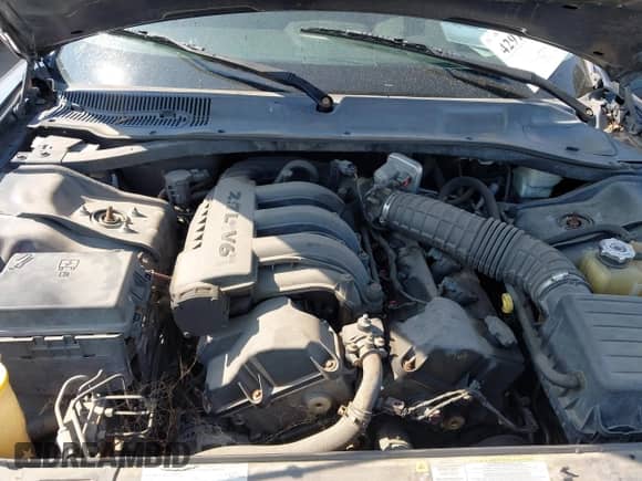 2008 Dodge Charger с VIN 2B3KA43R38H226677, выставлен на аукционе IAAI как лот 42919646 с пробегом 181 542 миль миль и . История ставок и продаж доступна на DreamBid. Изображение 10.
