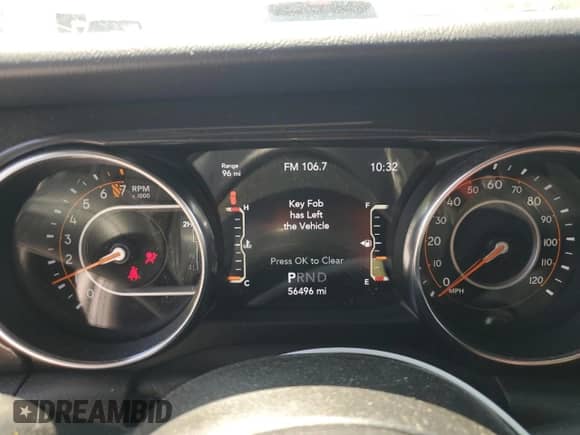 2021 Jeep Wrangler Unlimited Sahara Altitude z VIN 1C4HJXEG6MW736815, wystawiony jako Copart lot #64779455 z przebiegiem 56 496 mil mil oraz Szkoda całkowita • Salvage title. Historia ofert i sprzedaży dostępna na DreamBid. Obrazek 9.