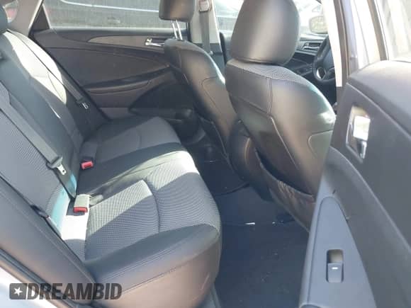 2011 Hyundai Sonata SE with VIN 5NPEC4AC7BH134345, listed as a IAAI auction lot 43443535 with 126,723 mi miles and . Bid and sale history available at DreamBid. Image 8.