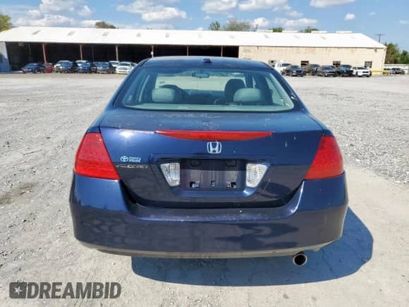 2007 Honda Accord EX-L with VIN 1HGCM56827A153657, listed as a Copart auction lot 81913155 with 147,154 mi miles and Salvage title. Bid and sale history available at DreamBid. Image 6.