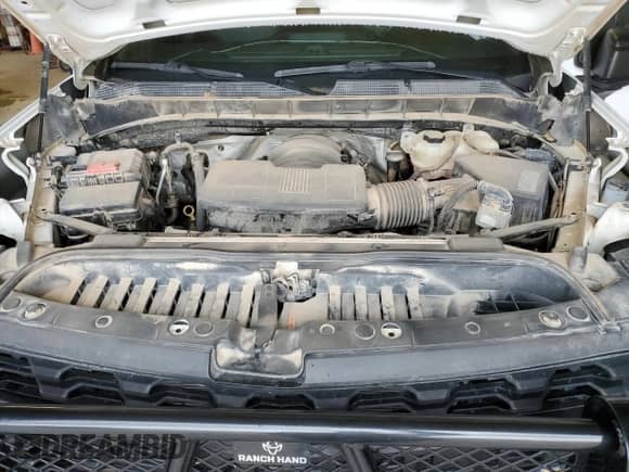 2019 Chevrolet Silverado 1500 Work Truck z VIN 3GCUYAEF1KG132986, wystawiony jako Copart lot #55484365 z przebiegiem 196 209 mil mil oraz Szkoda całkowita • Salvage title. Historia ofert i sprzedaży dostępna na DreamBid. Obrazek 11.