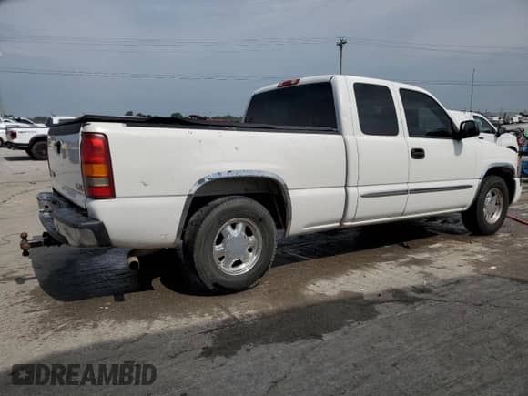 2003 GMC Sierra 1500 SLE with VIN 2GTEC19T031344095, listed as a Copart auction lot 59605215 with 200,891 mi miles and Salvage title. Bid and sale history available at DreamBid. Image 3.