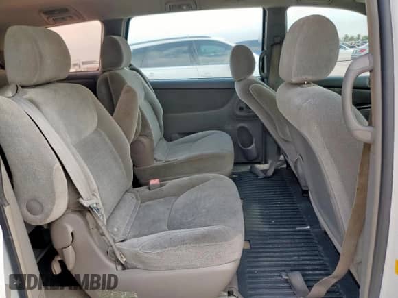 2005 Toyota Sienna CE с VIN 5TDZA23C25S355746, выставлен на аукционе Copart как лот 65269495 с пробегом 266 189 миль миль и Списание • Salvage title. История ставок и продаж доступна на DreamBid. Изображение 11.