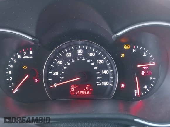 2014 Kia Sorento LX с VIN 5XYKT3A62EG426312, выставлен на аукционе IAAI как лот 43191752 с пробегом 152 558 миль миль и . История ставок и продаж доступна на DreamBid. Изображение 7.