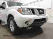 2019 Nissan Frontier SV z VIN 1N6AD0EV5KN773448, wystawiony jako IAAI lot #41611922 z przebiegiem 77 010 mil mil oraz . Historia ofert i sprzedaży dostępna na DreamBid. Obrazek 6.